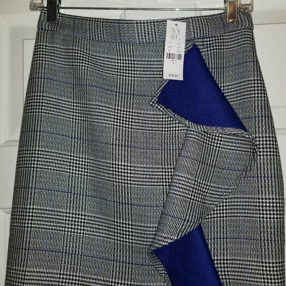 Skirt - Picture 3 of 3